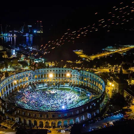 Ferienhaus Linden Tree By Interhome *