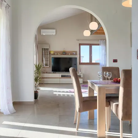 Ferienhaus Linden Tree By Interhome Pula