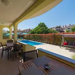 Linden Tree By Interhome בית נופש *