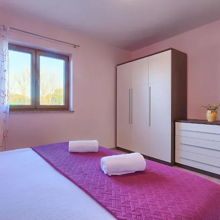 Casa de Férias Linden Tree By Interhome *