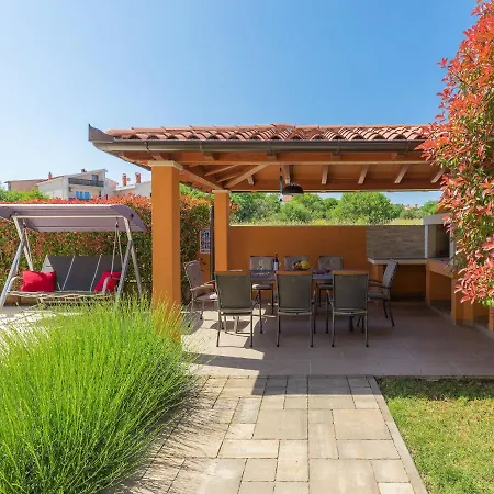 Casa de Férias Linden Tree By Interhome *