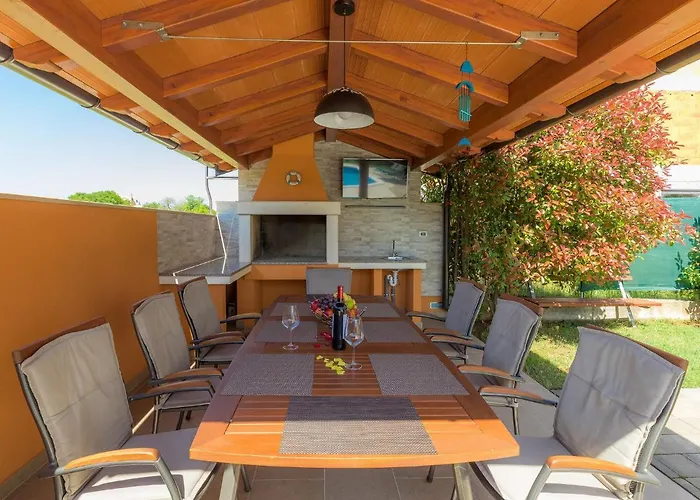 Ferienhaus Linden Tree By Interhome *